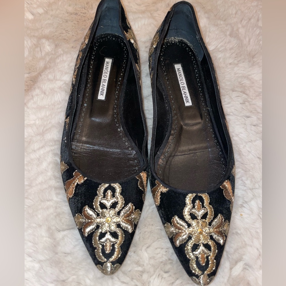 USED LIKE NEW: Manila Blahnik Ballet Flat